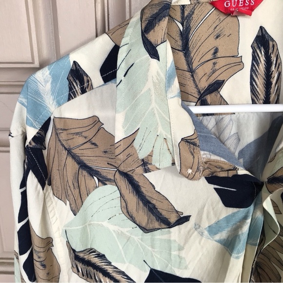 VTG Guess SzXL Fall Buttonup Ladies Long Sleeve Blouse Rayon No Buttons - Picture 4 of 4